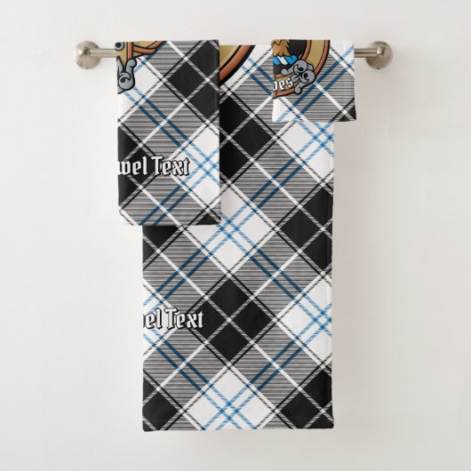 Clan Forbes Crest over jurk Tartan Bad Handdoek (Insitu)