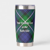 Clan Forbes Crest over Tartan Geïsoleerde Drinkbeker (Achterkant)