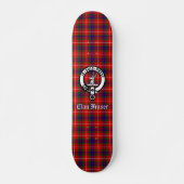 Clan Fraser Crest Badge en Tartan Persoonlijk Skateboard (Voorkant)