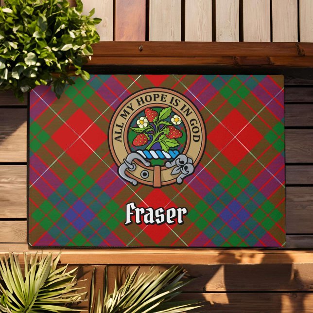 Clan Fraser Crest over Tartan Deurmat (Creator heeft geüpload)