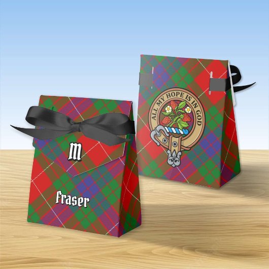 Clan Fraser Crest over Tartan Favor Box Bedankdoosjes