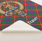 Clan Fraser van Lovat Crest over Tartan Sherpa Deken (3/4)