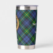 Clan Gordon Crest over Tartan Geïsoleerde Drinkbeker (Links)