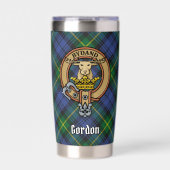 Clan Gordon Crest over Tartan Geïsoleerde Drinkbeker (Voorkant)