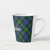 Clan Gordon Tartan Latte Mok (Rechts)