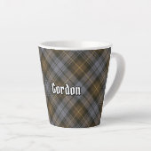 Clan Gordon Weathered Tartan Latte Mok (Rechterhoek)