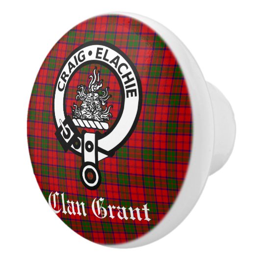 Clan Grant Crest Badge en Tartan Keramische Knop (Rechts)