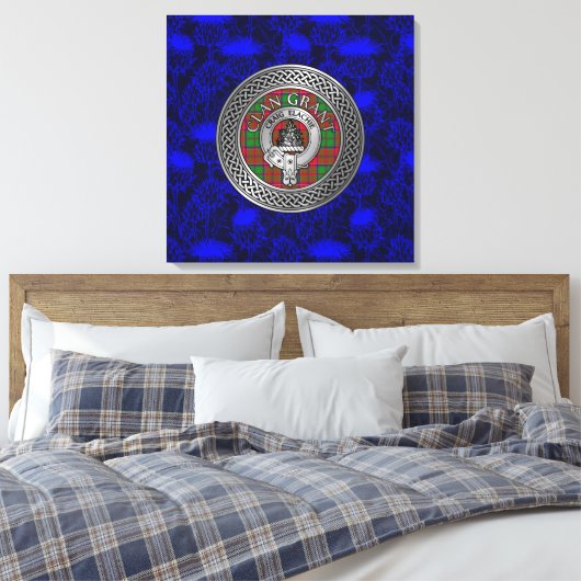 Clan Grant Crest & Tartan Knot op Thistle Canvas Afdruk (Insitu (Slaapkamer))
