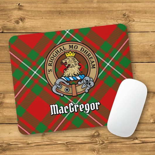 Clan Gregor Crest over Tartan Muismat