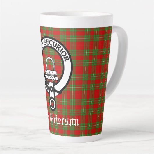 Clan Grierson Crest Badge & Tartan Latte Mok (Rechterhoek)