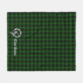 Clan Gunn Crest Badge en Tartan Fleece Deken (Voorkant (Horizontaal))