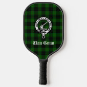 Clan Gunn Crest Badge en Tartan Pickleball Paddle (Achterkant)