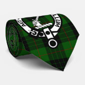 Clan Gunn Crest Badge en Tartan Stropdas (Opgerold)