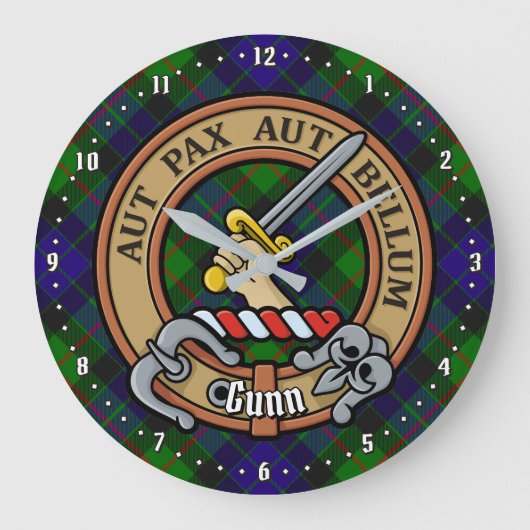 Clan Gunn Crest over Tartan Grote Klok (Voorkant)
