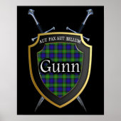 Clan Gunn Tartan Scottish Shield & Swords Poster (Voorkant)