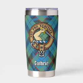 Clan Guthrie Crest over Tartan Geïsoleerde Drinkbeker