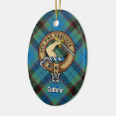 Clan Guthrie Crest over Tartan Keramisch Ornament (Links)