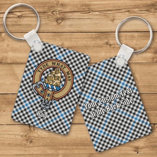 Clan Haig Crest over Check Tartan Sleutelhanger