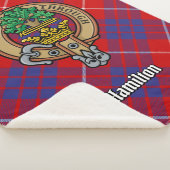 Clan Hamilton Crest over Red Tartan Sherpa Deken (3/4)