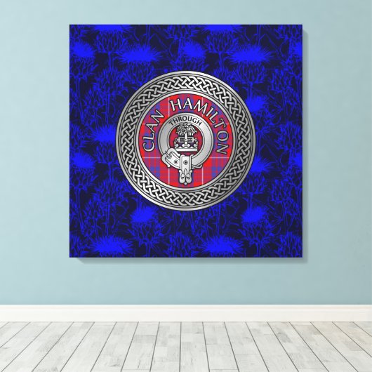 Clan Hamilton Crest & Tartan Knot op Thistle Canvas Afdruk (Insitu (Houten vloer))