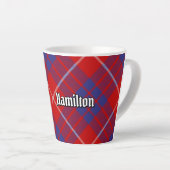 Clan Hamilton Red Tartan Latte Mok (Rechterhoek)