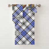 Clan Hannay Crest over Tartan Bad Handdoek (Insitu)