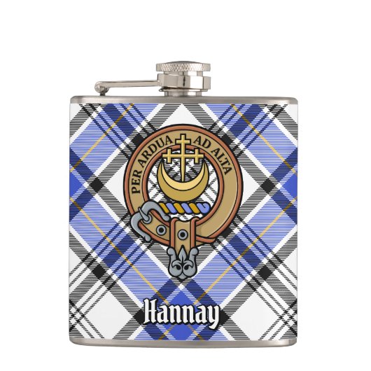 Clan Hannay Crest over Tartan Heupfles (Voorkant)