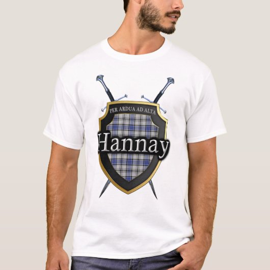 Clan Hannay Tartan Pset Scottish Shield & Swords T-shirt (Voorkant)