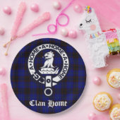 Clan Home Crest Badge en Tartan Papieren Bordje (Feest)