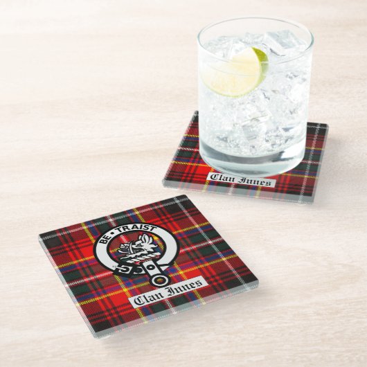 Clan Innes Crest Badge en Tartan Glazen Onderzetter (Schuin)
