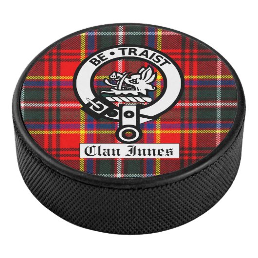 Clan Innes Crest Badge en Tartan Hockey Puck (3/4)