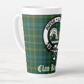 Clan Kennedy Crest Badge & Tartan Latte Mok (Linkerhoek)
