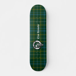 Clan Kennedy Crest Badge & Tartan Persoonlijk Skateboard