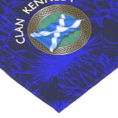 Clan Kennedy Tartan Knot & Flag Korte Tafelloper (Hoek)