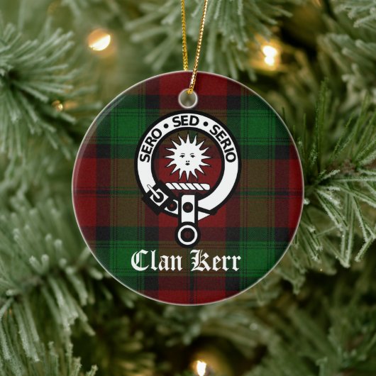 Clan Kerr Crest Badge en Tartan Keramisch Ornament (Boom)