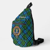 Clan Kirkpatrick-wapen over tartan Sling Bag (Rechterhoek)