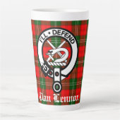 Clan Lennox Crest Badge & Tartan Latte Mok (Voorkant)