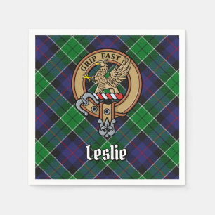 Clan Leslie Crest over de jacht op Tartan Servet