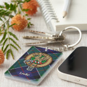 Clan Leslie Crest over de jacht op Tartan Sleutelhanger (Voorkant Rechts)