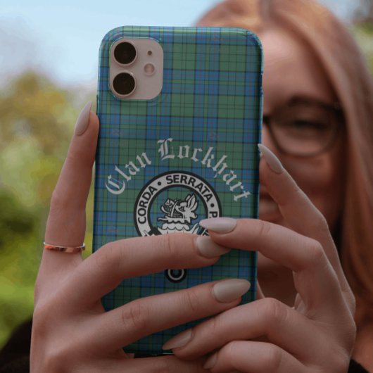 Clan Lockhart Crest Badge & Tartan Case-Mate iPhone Case