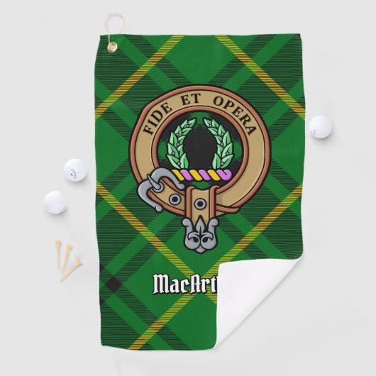 Clan MacArthur Crest over Tartan Golfhanddoek (Insitu)