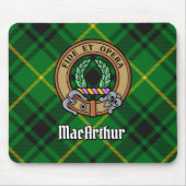 Clan MacArthur Crest over Tartan Muismat (Voorkant)