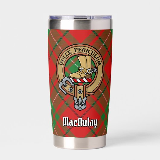 Clan MacAulay Crest boven Tartan Geïsoleerde Drinkbeker (Voorkant)