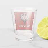 Clan MacBean Crest Badge & Tartan Shot Glas (Achterkant)