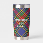Clan MacBeth wapenschild over tartan Geïsoleerde Drinkbeker (Achterkant)