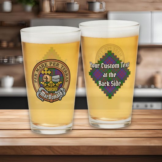 Clan MacDonald wapenschild boven tartan Glas