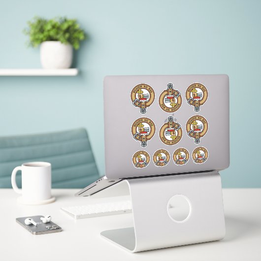 Clan MacDougall Crest Sticker Set (Laptop op bureau)