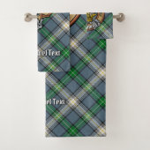 Clan MacDowall Crest over Tartan Bad Handdoek (Insitu)