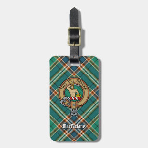 Clan MacFarlane Crest over de oude jacht Tartan Bagagelabel