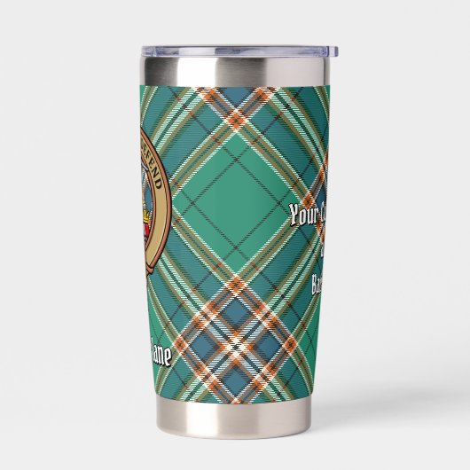 Clan MacFarlane Crest over de oude jacht Tartan Geïsoleerde Drinkbeker (Links)